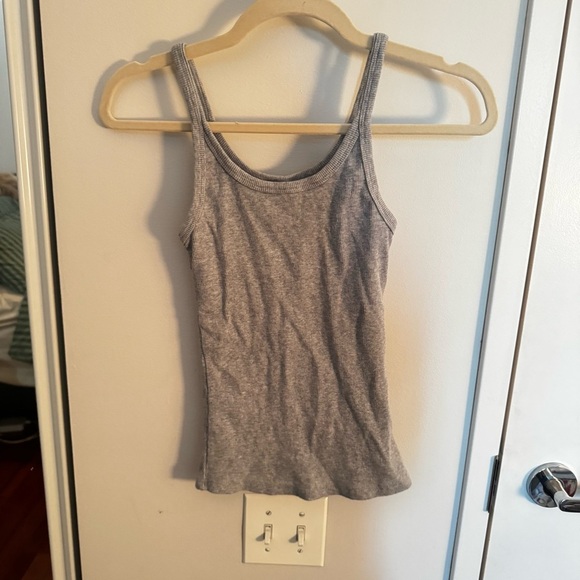 BASIC Gray Ribbed Tank Top - Picture 2 of 4